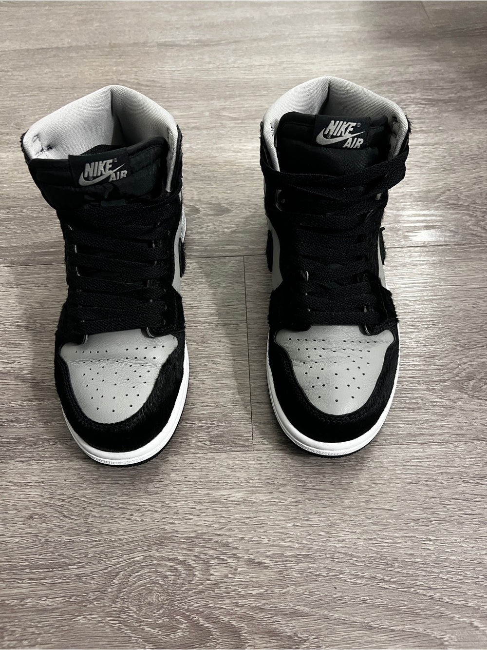 NOTB - Air Jordan 1 Retro High OG Sneakers - Black & Gray